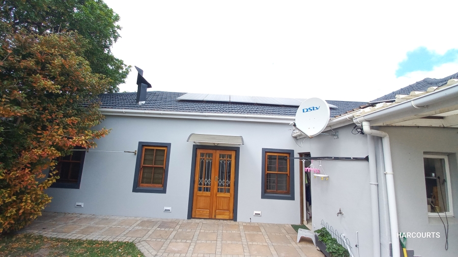 To Let 1 Bedroom Property for Rent in Lansdowne Western Cape
